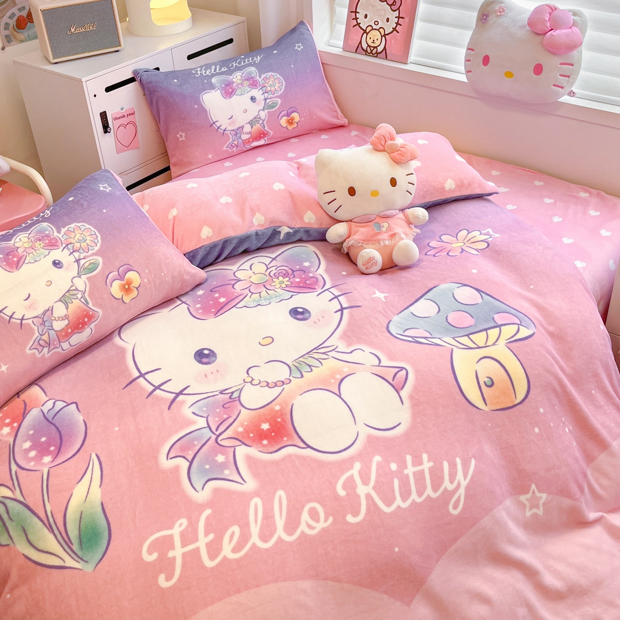 91家纺网 家纺一手货源 找家纺 暮思家居 2025新款正版授权三丽鸥大阪数码印花高克重加厚保暖牛奶绒四件套 绒大阪-梦幻KT