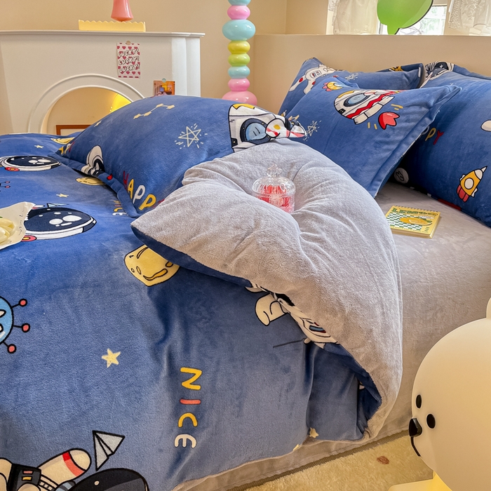 91家纺网 家纺一手货源 找家纺 眠博士 2025新款烂花牛奶绒印花牛奶绒加厚保暖简单款四件套 简单款-太空小子