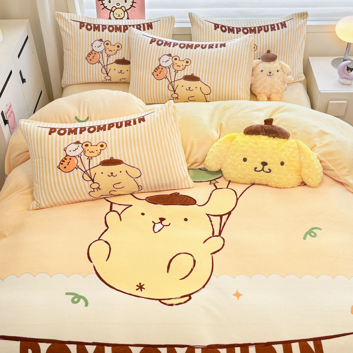 91家纺网 家纺一手货源 找家纺 暮思家居 2025新款正版授权三丽鸥大阪数码印花高克重加厚保暖牛奶绒四件套 绒大阪-奶黄包布丁狗