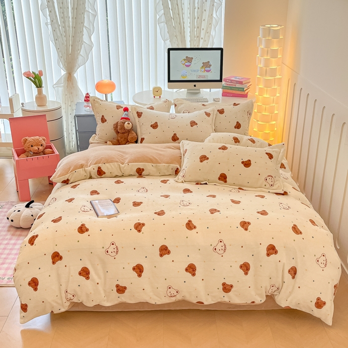 91家纺网 家纺一手货源 找家纺 眠博士 2025新款烂花牛奶绒印花牛奶绒加厚保暖简单款四件套 简单款-温柔小熊