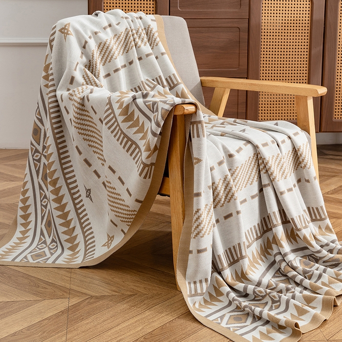 悦织湾家纺 2025新款轻奢晴纶针织毛毯人字纹回字纹休闲时尚盖毯航空毯 菱形