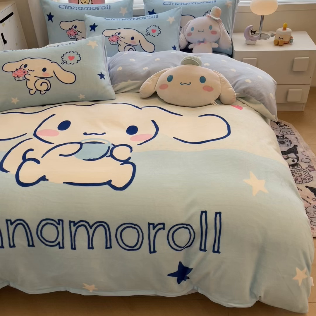 91家纺网 家纺一手货源 找家纺 暮思家居 2025新款正版授权三丽鸥大阪数码印花高克重加厚保暖牛奶绒四件套 绒大阪-甜品大耳狗