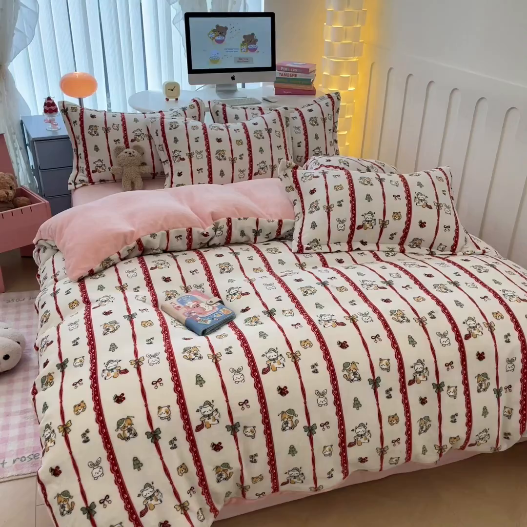 91家纺网 家纺一手货源 找家纺 眠博士 2025新款烂花牛奶绒印花牛奶绒加厚保暖简单款四件套 简单款-幸福小猫