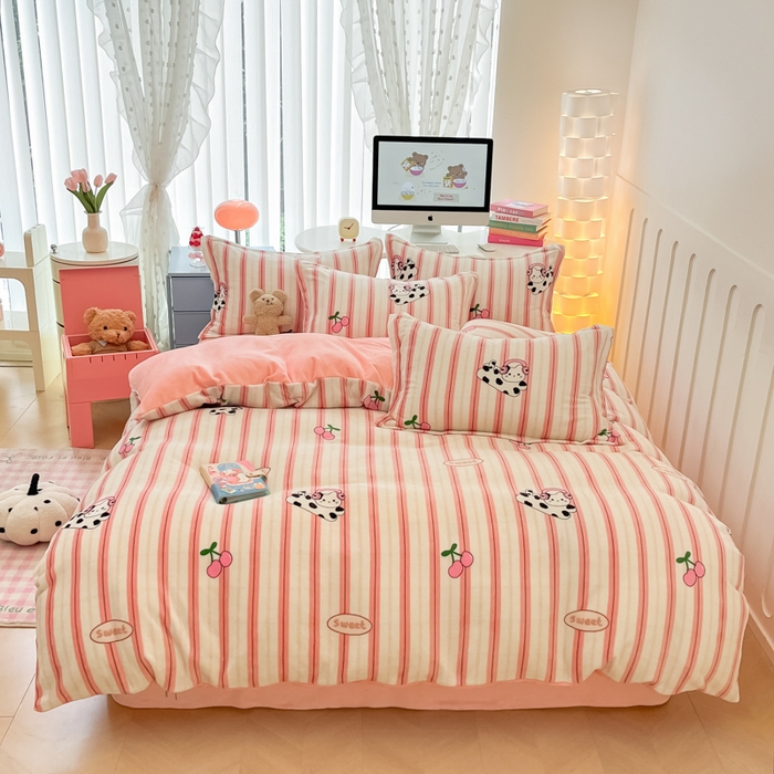 91家纺网 家纺一手货源 找家纺 眠博士 2025新款烂花牛奶绒印花牛奶绒加厚保暖简单款四件套 简单款-音乐猫咪