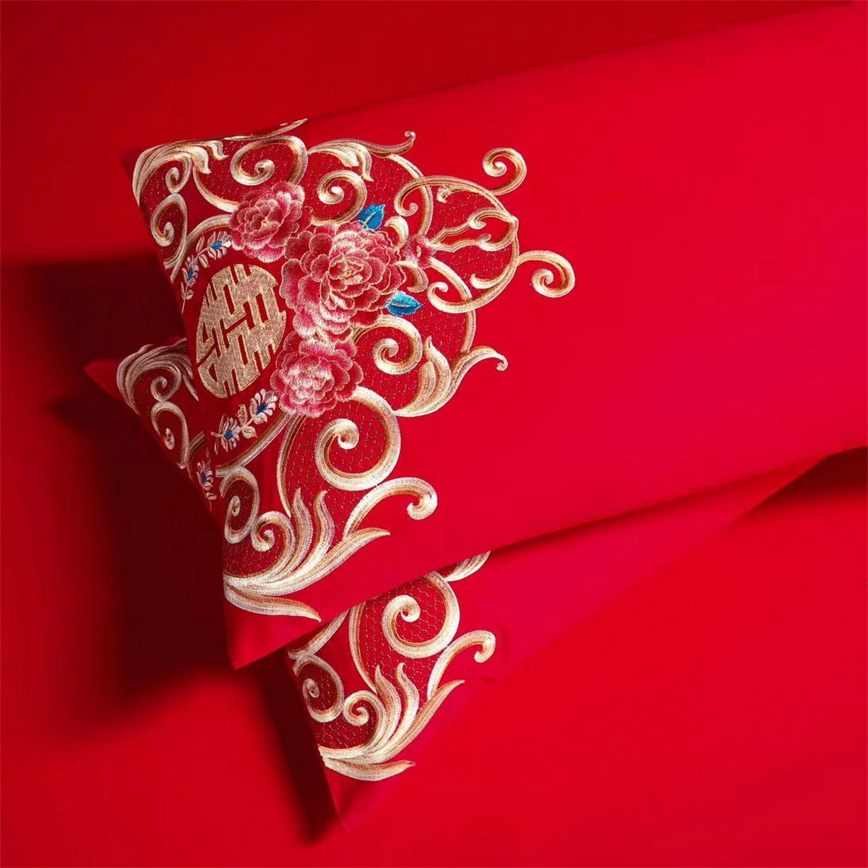 91家纺网 家纺一手货源 找家纺 （总）美娘阁 2025新款长绒棉全棉贡缎提花款新中式古典韵味精美刺绣婚庆四件套系列