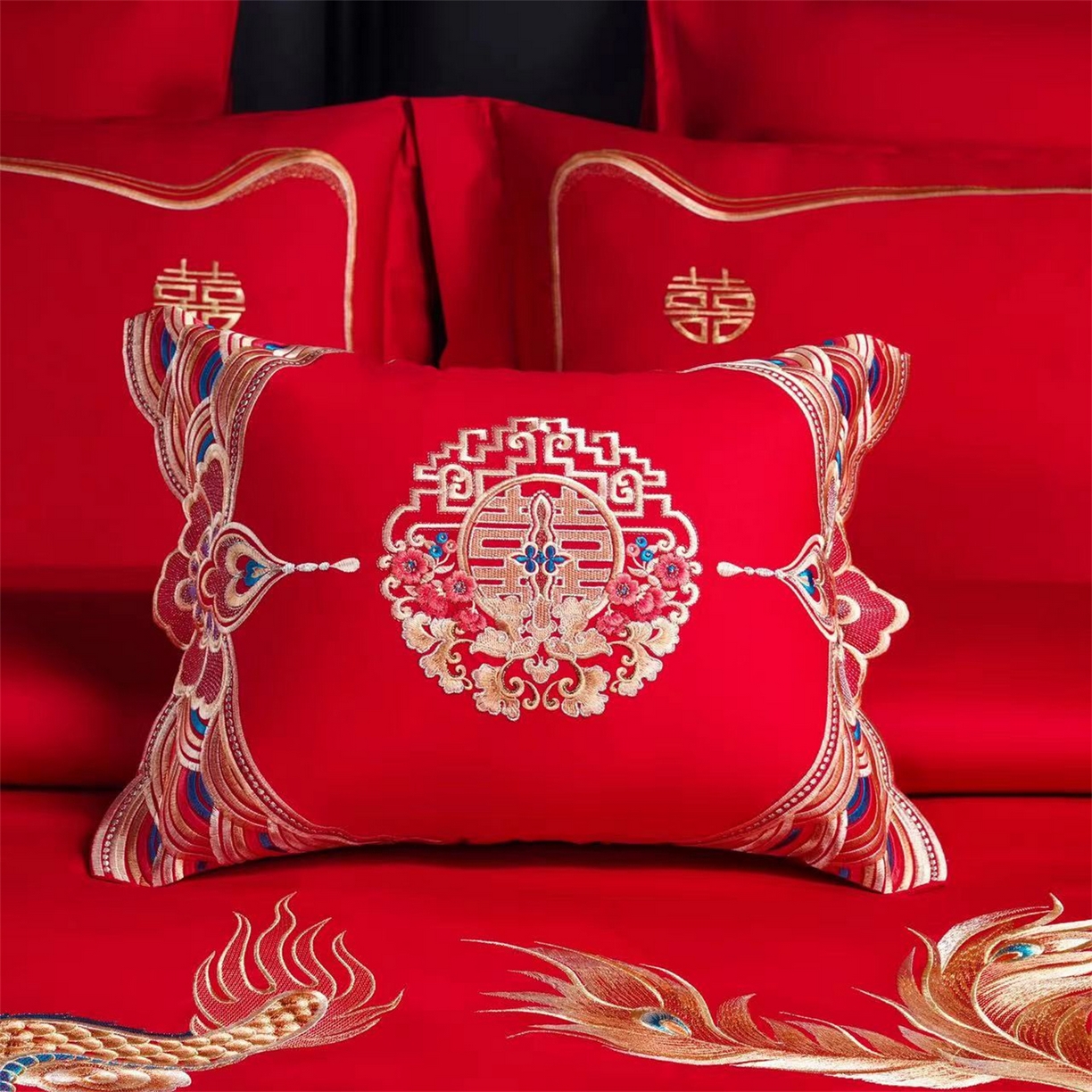 91家纺网 家纺一手货源 找家纺 （总）美娘阁 2025新款长绒棉全棉贡缎提花款新中式古典韵味精美刺绣婚庆四件套系列