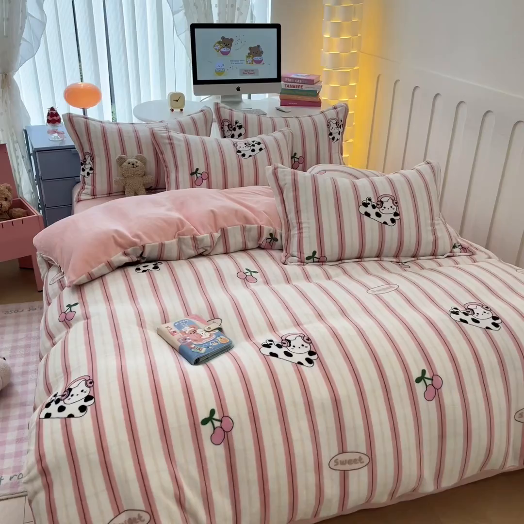 91家纺网 家纺一手货源 找家纺 眠博士 2025新款烂花牛奶绒印花牛奶绒加厚保暖简单款四件套 简单款-音乐猫咪