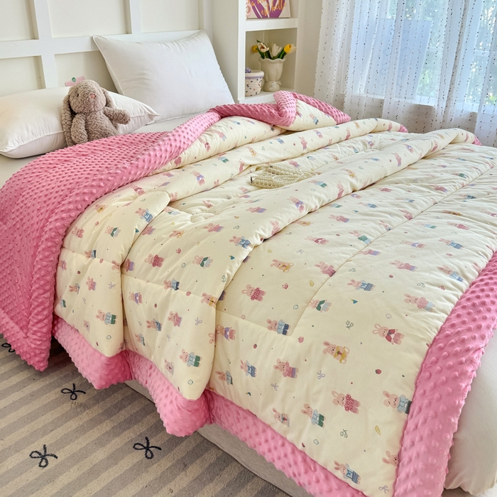 91家纺网 家纺一手货源 找家纺 宜梦家居 2025新款纯棉豆豆被冬被被子被芯 果冻兔