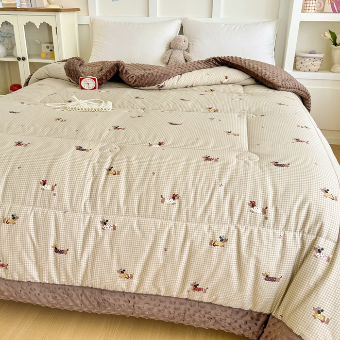 91家纺网 家纺一手货源 找家纺 宜梦家居 2025新款纯棉豆豆被冬被被子被芯 哈里狗