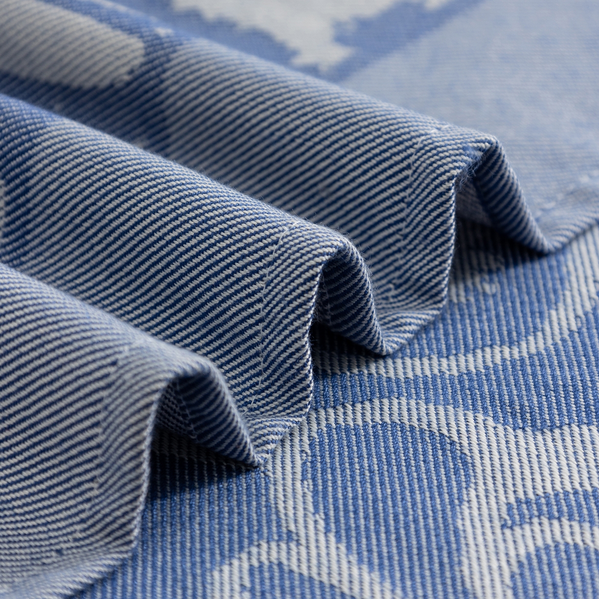 91家纺网 家纺一手货源 找家纺 （总）悦织湾家纺 2025新款鹿毛绒针织毛毯航空毯空调毯四季毯轻奢时尚休闲毯办公室午睡毯