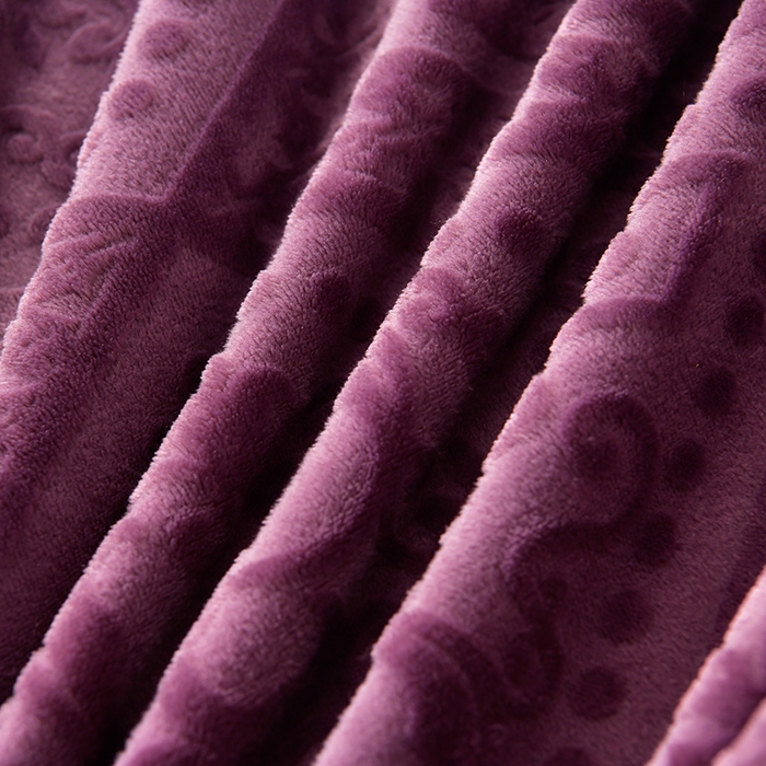 91家纺网 家纺一手货源 找家纺 总）牵梦萦 2025欧式烂花6D纯色牛奶法莱绒提花床裙四件套