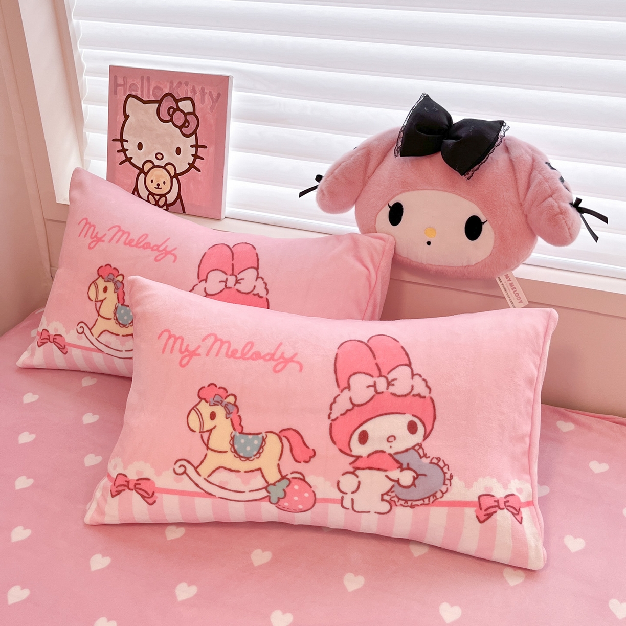 91家纺网 家纺一手货源 找家纺 暮思家居 2025新款正版授权三丽鸥大阪数码印花高克重加厚保暖牛奶绒四件套 绒大阪-条纹美乐蒂