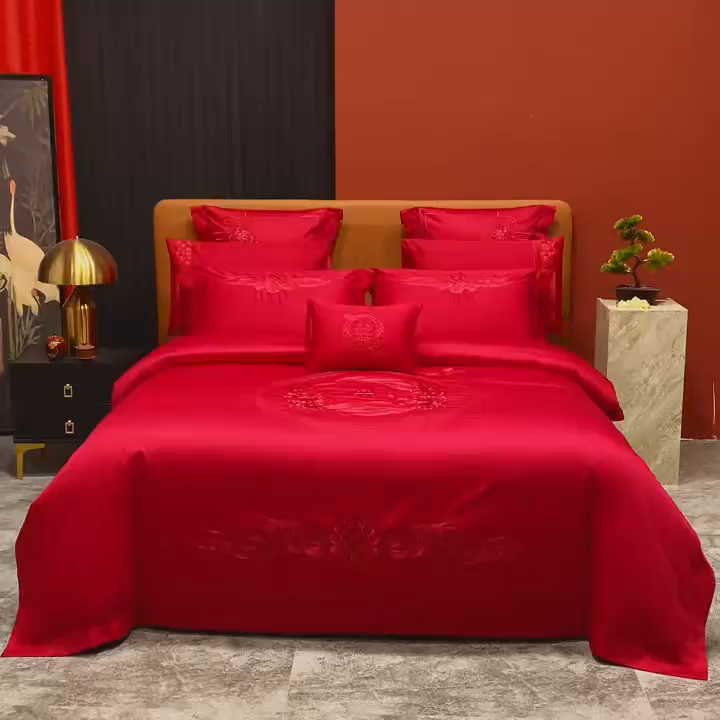 91家纺网 家纺一手货源 找家纺 美娘阁 2025新款长绒棉全棉贡缎提花款新中式古典韵味精美刺绣婚庆四件套-系列二  爱的花语-红