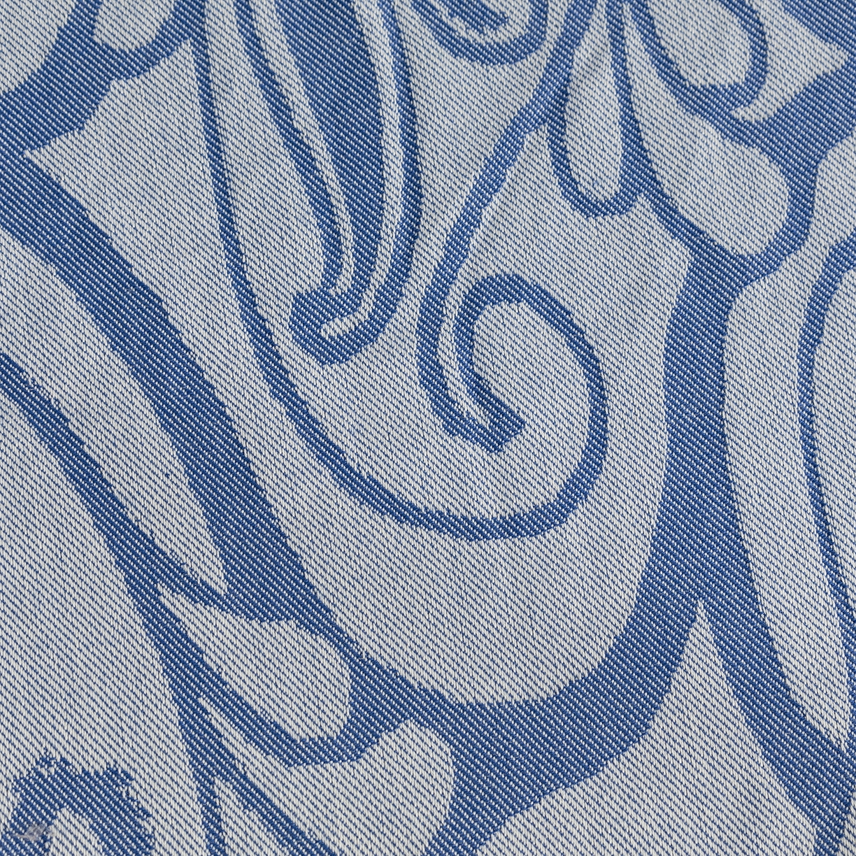 91家纺网 家纺一手货源 找家纺 悦织湾家纺 2025新款鹿毛绒针织毛毯航空毯空调毯四季毯轻奢时尚休闲毯办公室午睡毯 鹿毛绒蓝色腰果