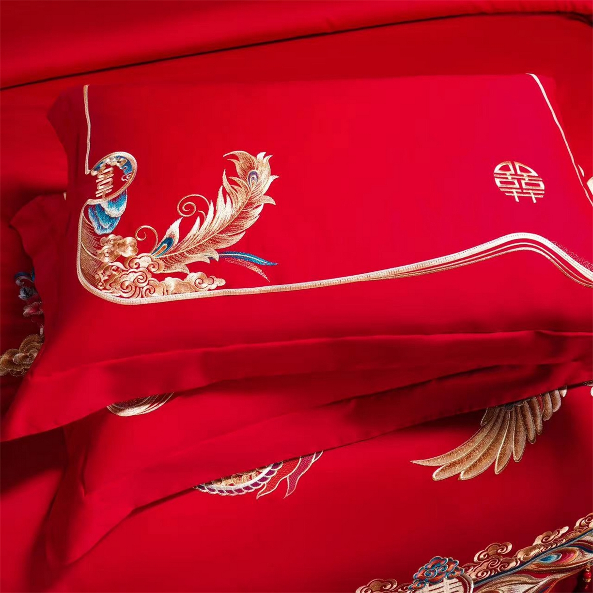 91家纺网 家纺一手货源 找家纺 美娘阁 2025新款长绒棉全棉贡缎提花款新中式古典韵味精美刺绣婚庆四件套系列 红颜知己