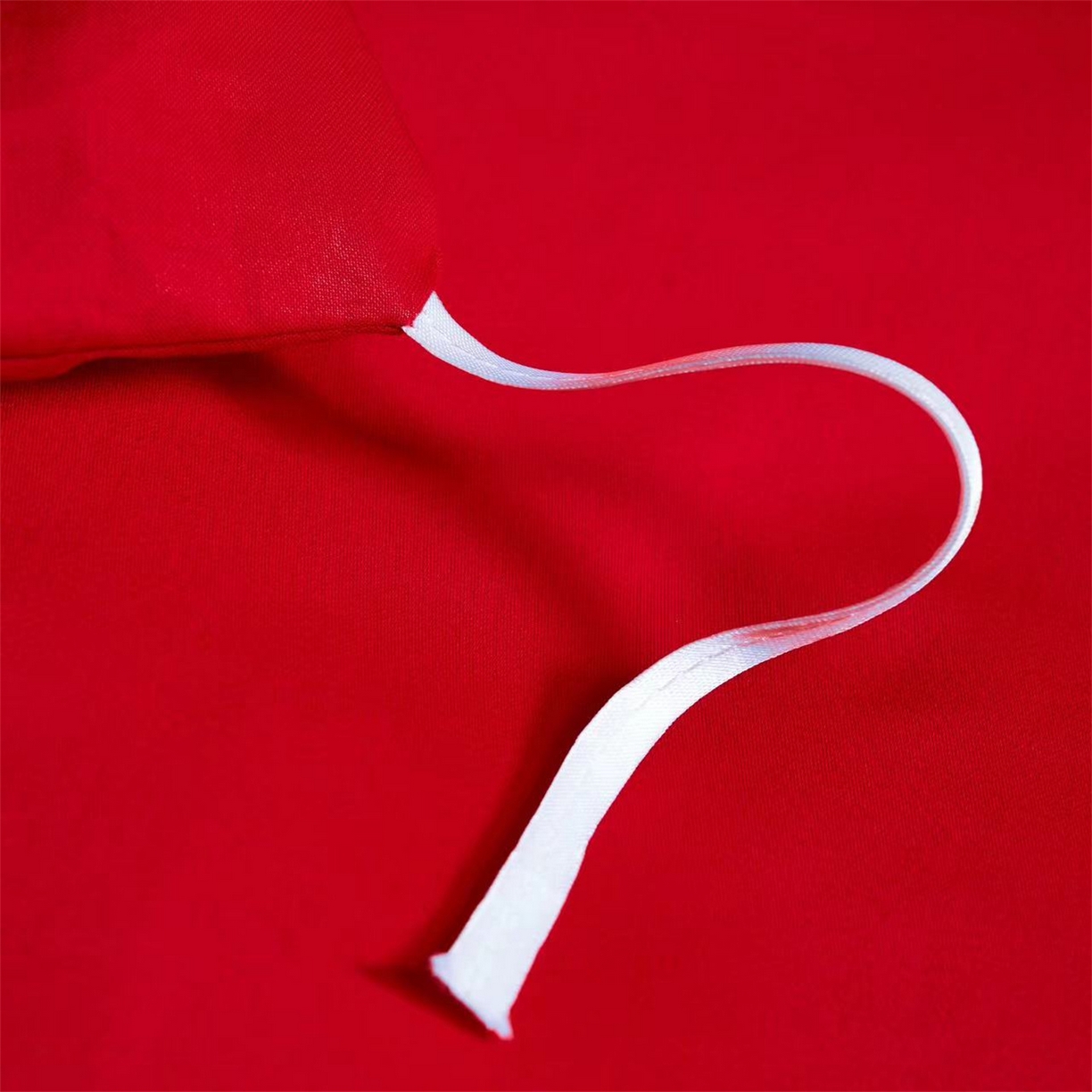 91家纺网 家纺一手货源 找家纺 美娘阁 2025新款长绒棉全棉贡缎提花款新中式古典韵味精美刺绣婚庆四件套系列 红颜知己