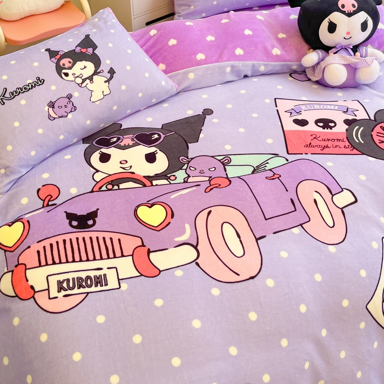 91家纺网 家纺一手货源 找家纺 暮思家居 2025新款正版授权三丽鸥大阪数码印花高克重加厚保暖牛奶绒四件套 绒大阪-小汽车库洛米