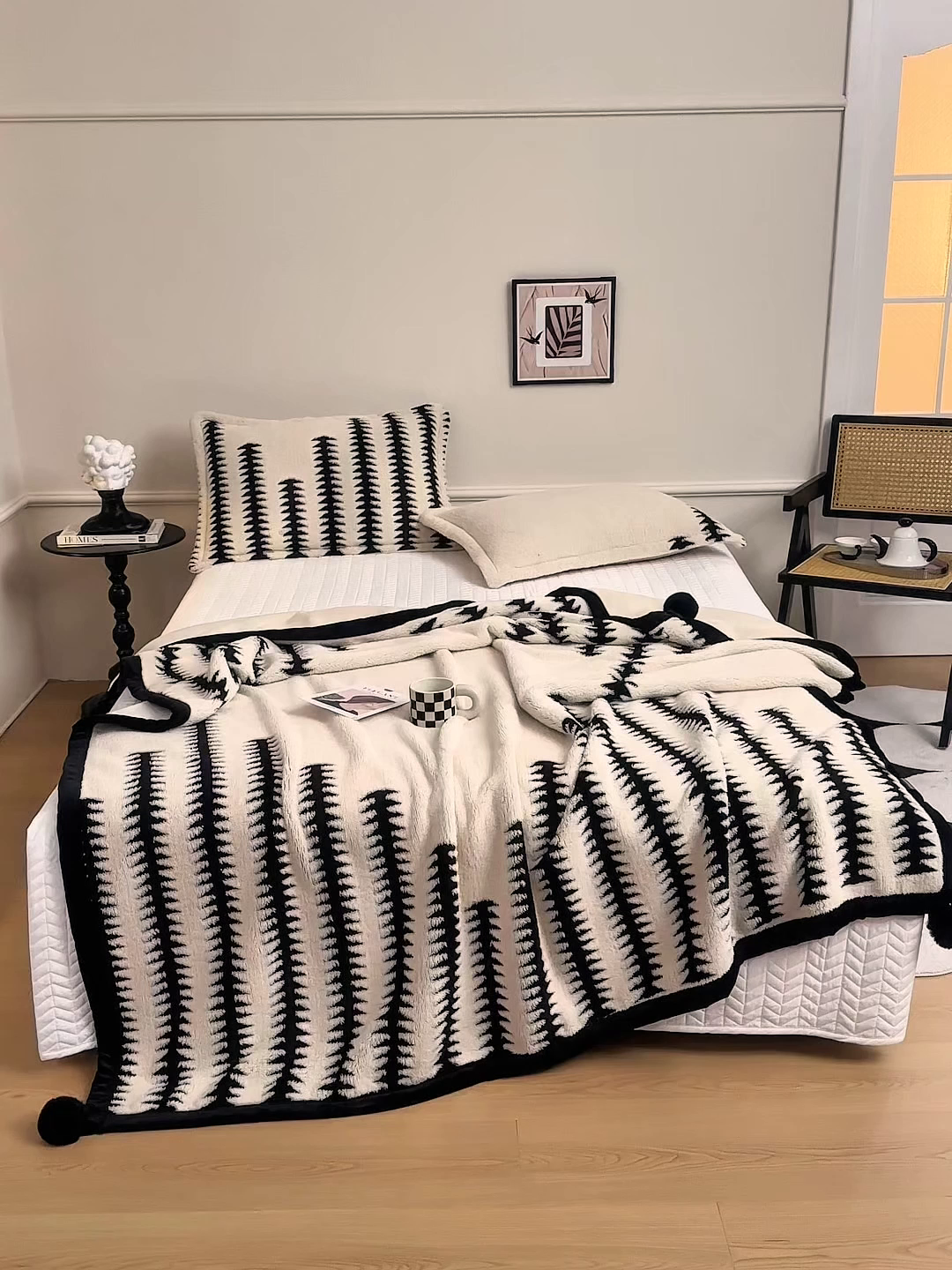 91家纺网 家纺一手货源 找家纺 （总）悦织湾家纺 2025新款黑白阳离子熊猫绒毛球毯轻奢雅致多功能毛毯盖毯休闲毯沙发毯跨境专供可定制量大可谈