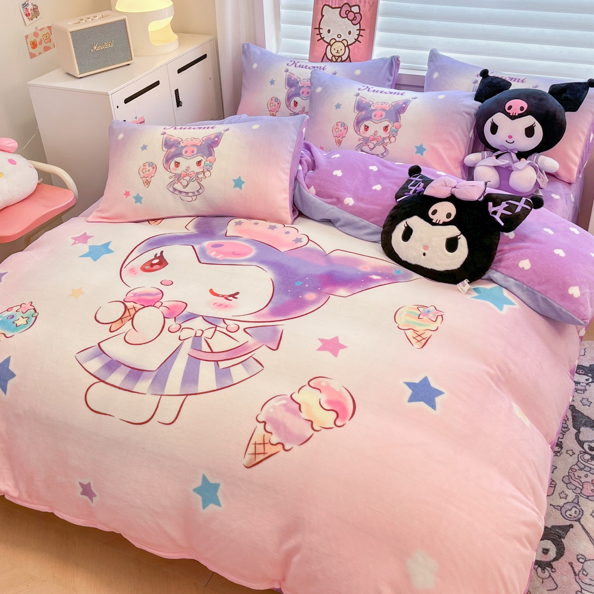 91家纺网 家纺一手货源 找家纺 暮思家居 2025新款正版授权三丽鸥大阪数码印花高克重加厚保暖牛奶绒四件套 绒大阪-炫彩库洛米