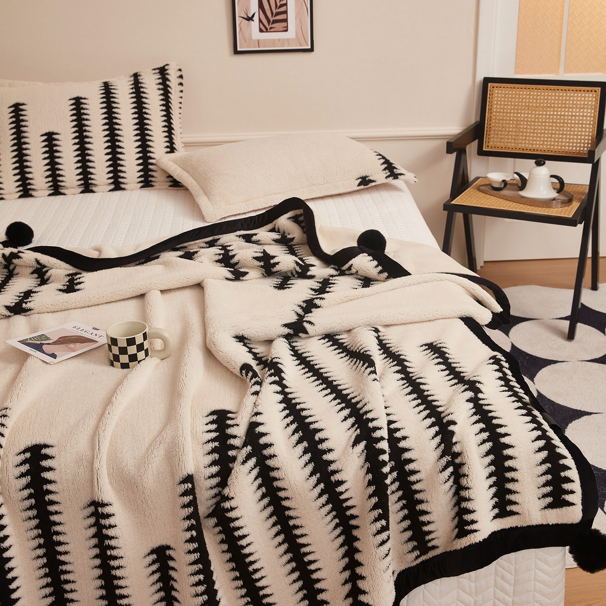 91家纺网 家纺一手货源 找家纺 悦织湾家纺 2025新款黑白阳离子熊猫绒毛球毯轻奢雅致多功能毛毯盖毯休闲毯沙发毯跨境专供可定制量大可谈 熊猫绒毛球-节节高