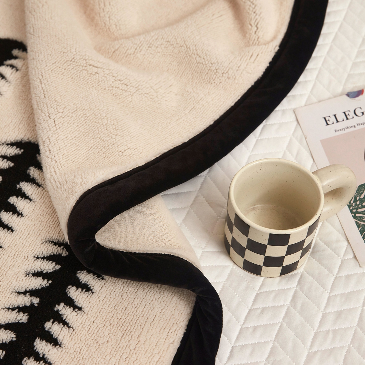 91家纺网 家纺一手货源 找家纺 悦织湾家纺 2025新款黑白阳离子熊猫绒毛球毯轻奢雅致多功能毛毯盖毯休闲毯沙发毯跨境专供可定制量大可谈 熊猫绒毛球-节节高