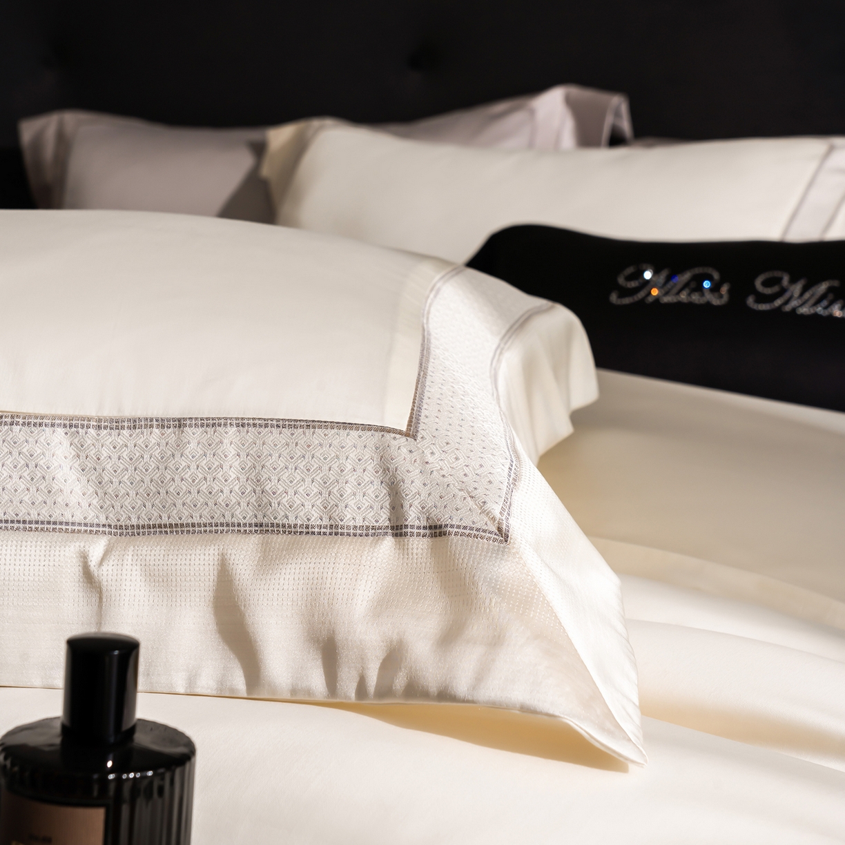 91家纺网 家纺一手货源 找家纺 MIU缪家居 2025新款100支全棉四件套-繁星 繁星-米白