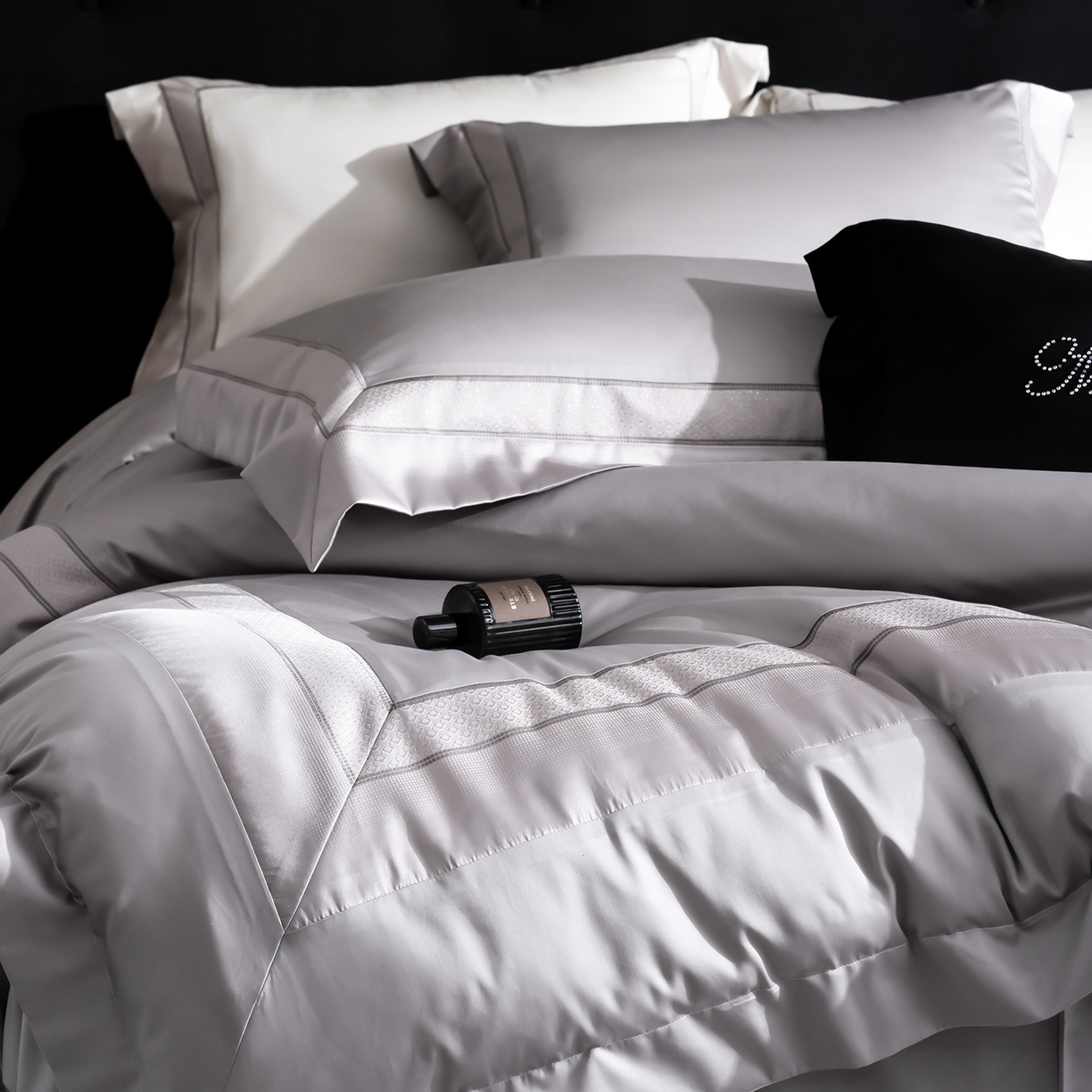 91家纺网 家纺一手货源 找家纺 MIU缪家居 2025新款100支全棉四件套-繁星 繁星-雅灰