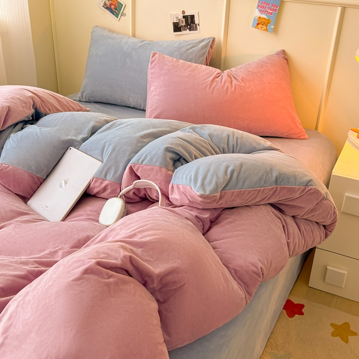 91家纺网 家纺一手货源 找家纺 悦织湾家纺 2025新款亲肤水晶绒四件套纯色轻奢加厚保暖床单床笠款四件套学生宿舍三件套单被套 水晶绒浅紫+浅兰