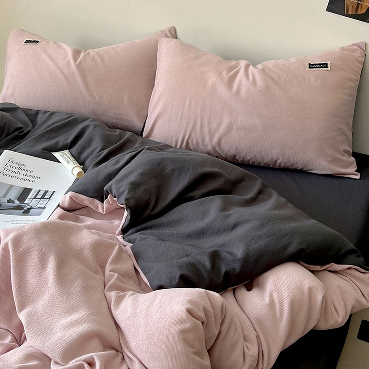 91家纺网 家纺一手货源 找家纺 悦织湾家纺 2025新款雪尼尔亲肤四件套轻奢透气纯色单双人学生宿舍床上用品三四件套 雪尼尔-浅豆沙+深灰