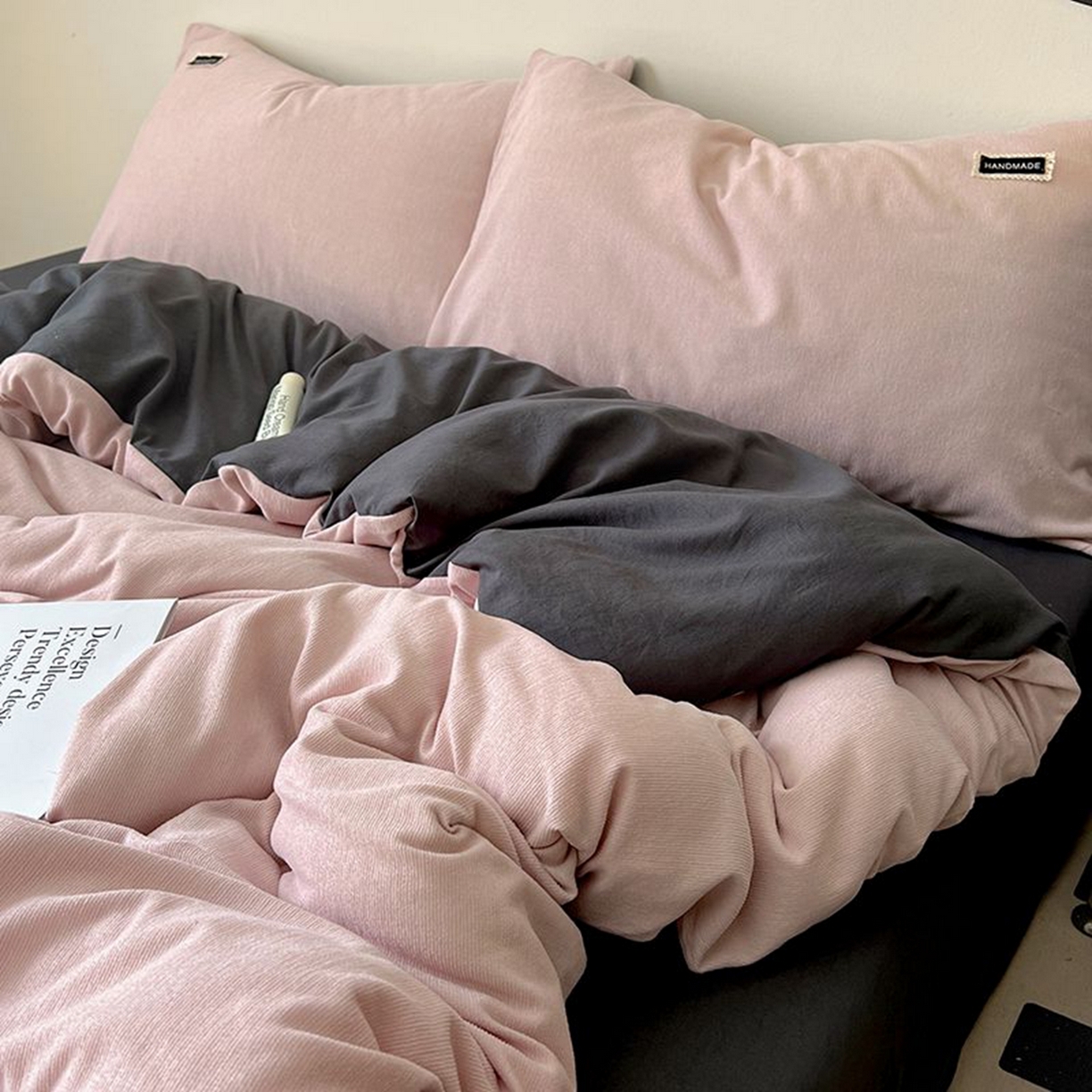 91家纺网 家纺一手货源 找家纺 悦织湾家纺 2025新款雪尼尔亲肤四件套轻奢透气纯色单双人学生宿舍床上用品三四件套 雪尼尔-浅豆沙+深灰