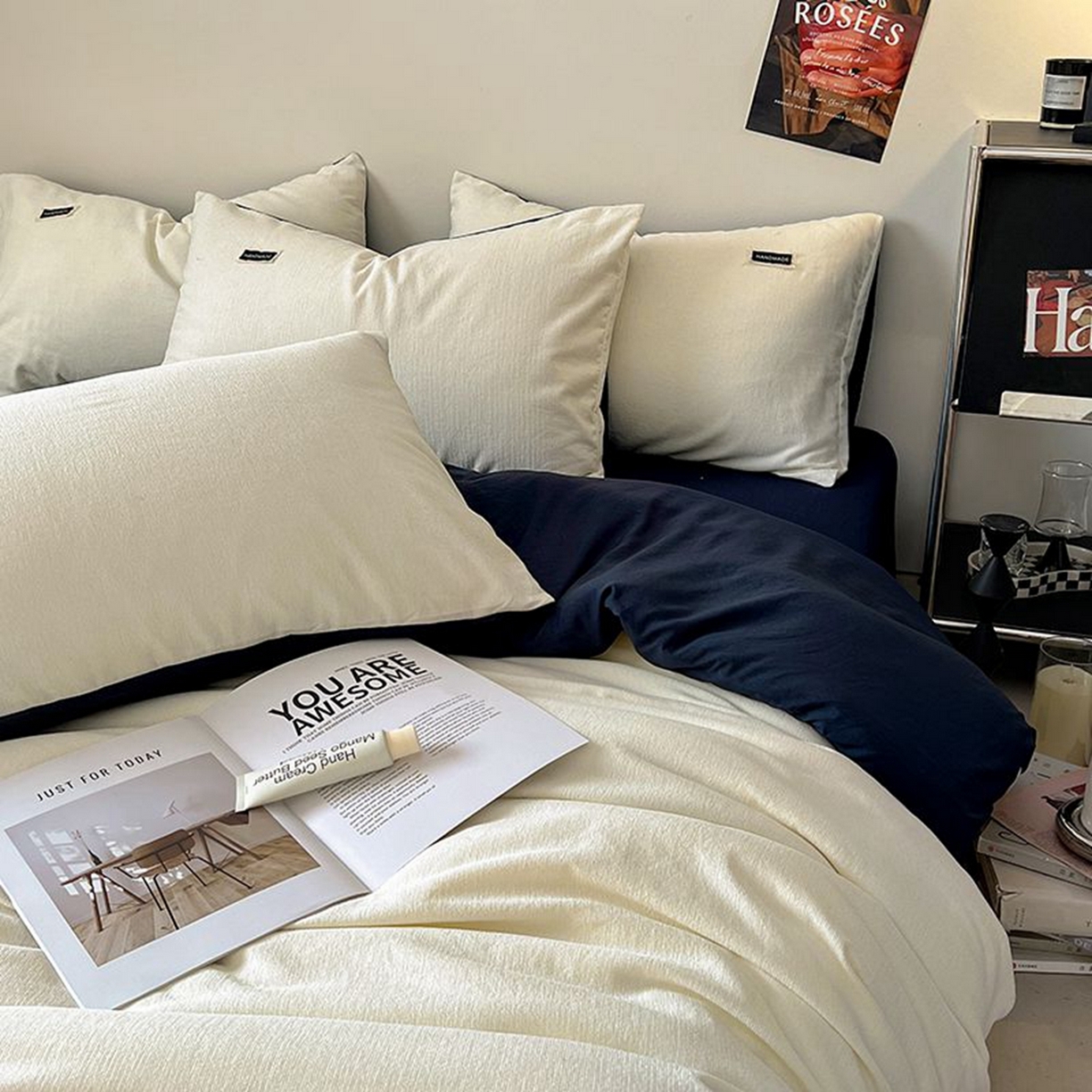 91家纺网 家纺一手货源 找家纺 悦织湾家纺 2025新款雪尼尔亲肤四件套轻奢透气纯色单双人学生宿舍床上用品三四件套 雪尼尔-奶白+藏蓝