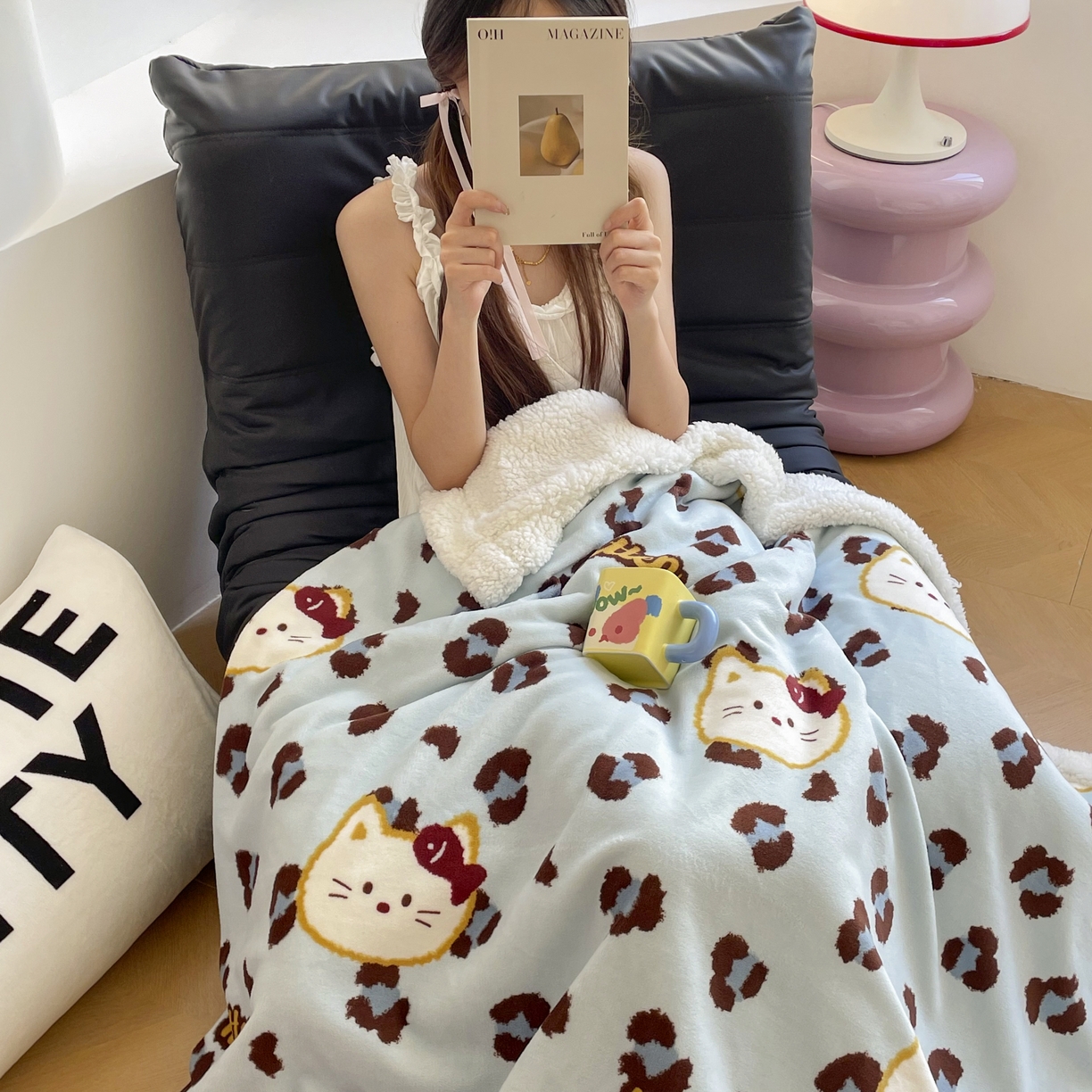 91家纺网 家纺一手货源 找家纺 十里居 2025新款印花牛奶绒羊羔绒盖毯毛毯午休毯卡通多功能沙发毯 喵吃鱼-蓝