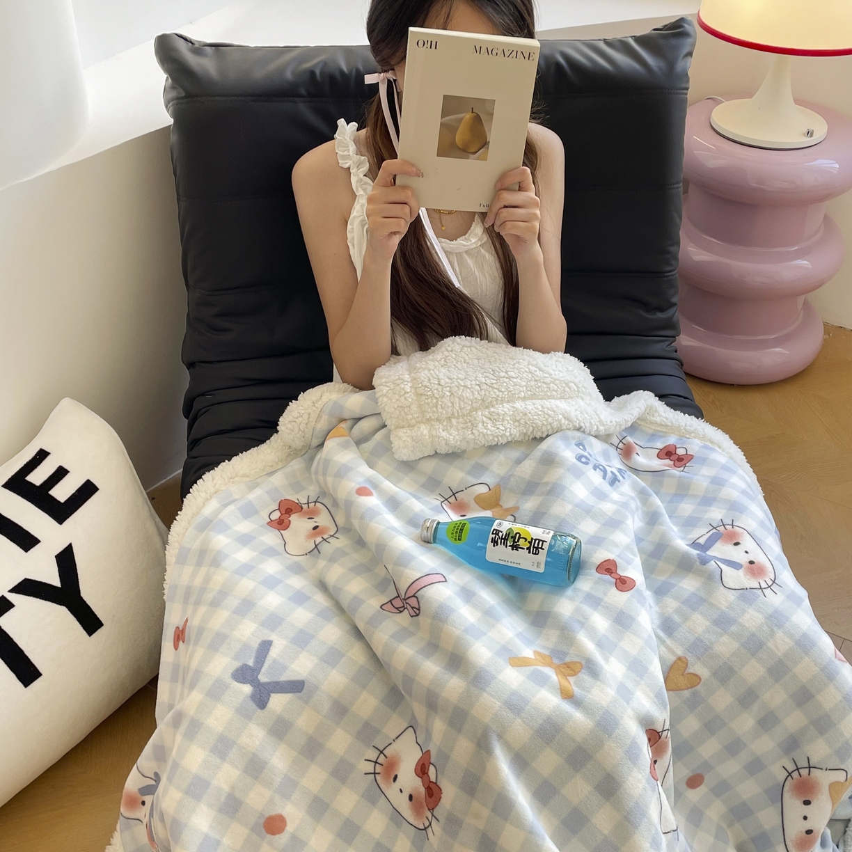 91家纺网 家纺一手货源 找家纺 十里居 2025新款印花牛奶绒羊羔绒盖毯毛毯午休毯卡通多功能沙发毯 KT猫