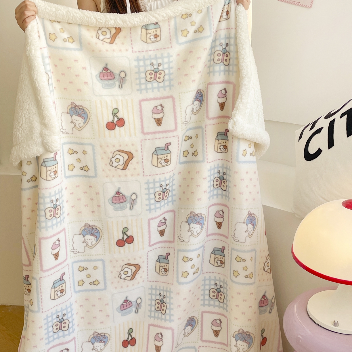十里居 2025新款印花牛奶绒羊羔绒盖毯毛毯午休毯卡通多功能沙发毯 甜品屋