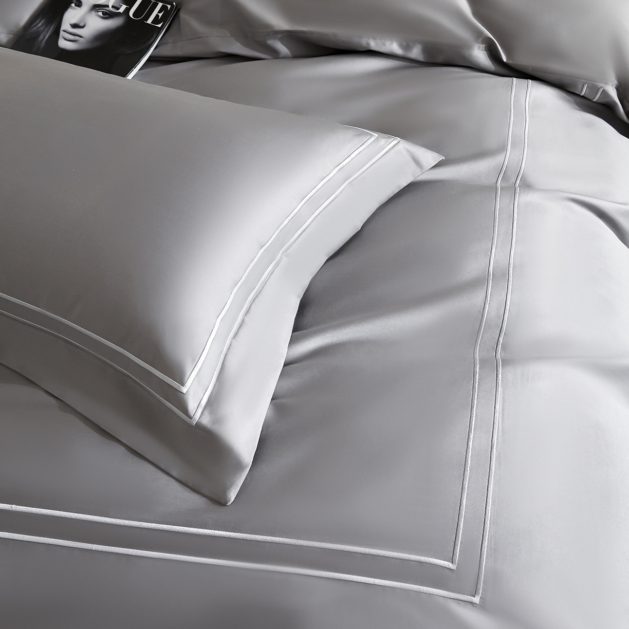 91家纺网 家纺一手货源 找家纺 ONE TWO ONE 121 2025新款酒店民宿专订长绒棉高支高密贡缎刺绣（小cr）四件套（【提供买家秀】为了各位老板们都有利润空间，平台控价券后不得低于298/318元，感谢您的配合与支持！） 