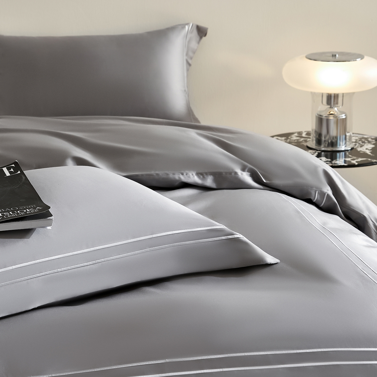 91家纺网 家纺一手货源 找家纺 ONE TWO ONE 121 2025新款酒店民宿专订长绒棉高支高密贡缎刺绣（小cr）四件套（【提供买家秀】为了各位老板们都有利润空间，平台控价券后不得低于298/318元，感谢您的配合与支持！） 