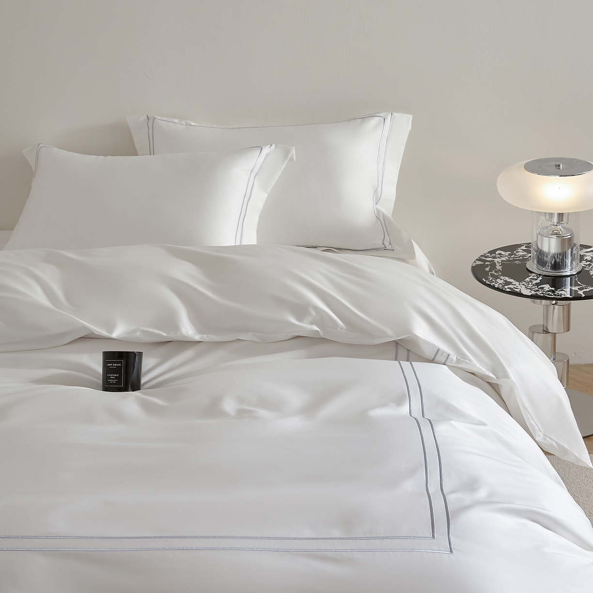 91家纺网 家纺一手货源 找家纺 ONE TWO ONE 121 2025新款酒店民宿专订长绒棉高支高密贡缎刺绣（小cr）四件套（【提供买家秀】为了各位老板们都有利润空间，平台控价券后不得低于298/318元，感谢您的配合与支持！） 