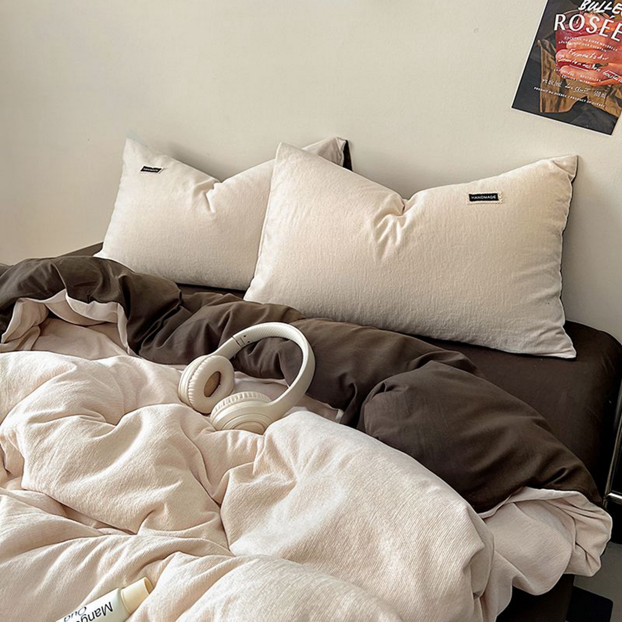 91家纺网 家纺一手货源 找家纺 悦织湾家纺 2025新款雪尼尔亲肤四件套轻奢透气纯色单双人学生宿舍床上用品三四件套 雪尼尔-浅咖+深咖