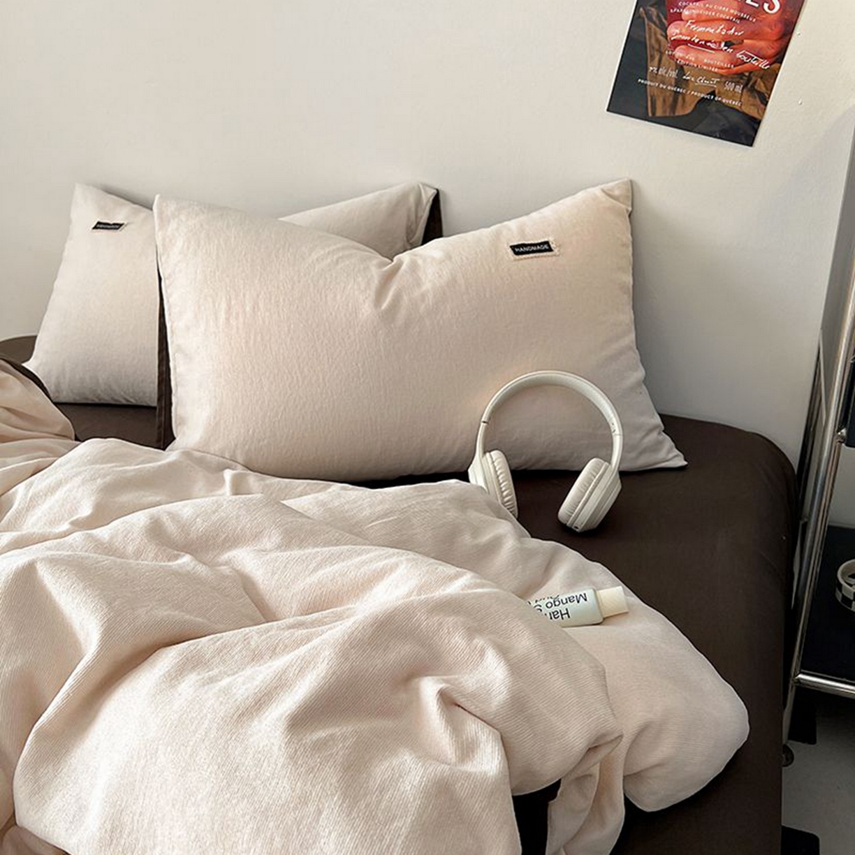 91家纺网 家纺一手货源 找家纺 悦织湾家纺 2025新款雪尼尔亲肤四件套轻奢透气纯色单双人学生宿舍床上用品三四件套 雪尼尔-浅咖+深咖