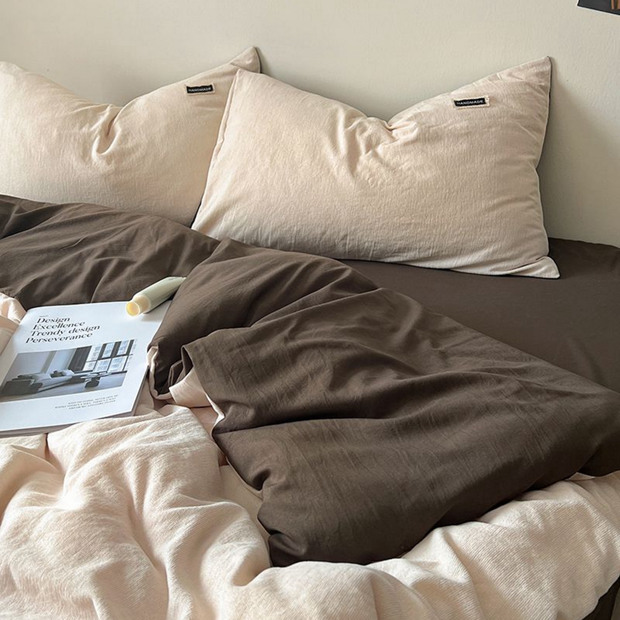 91家纺网 家纺一手货源 找家纺 悦织湾家纺 2025新款雪尼尔亲肤四件套轻奢透气纯色单双人学生宿舍床上用品三四件套 雪尼尔-浅咖+深咖