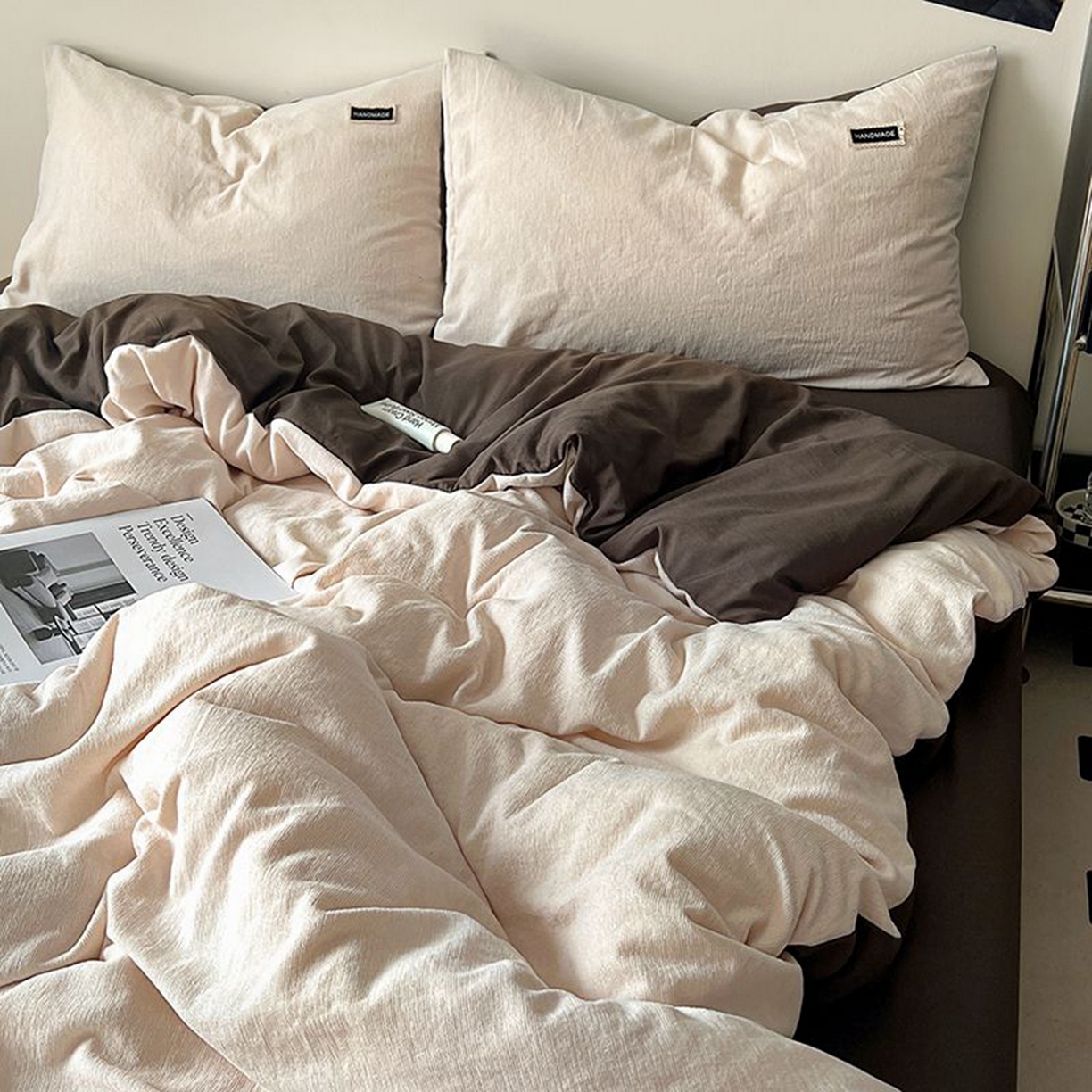 91家纺网 家纺一手货源 找家纺 悦织湾家纺 2025新款雪尼尔亲肤四件套轻奢透气纯色单双人学生宿舍床上用品三四件套 雪尼尔-浅咖+深咖