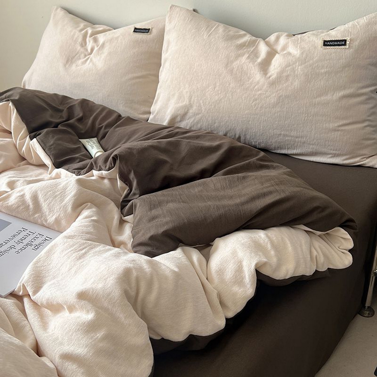 91家纺网 家纺一手货源 找家纺 悦织湾家纺 2025新款雪尼尔亲肤四件套轻奢透气纯色单双人学生宿舍床上用品三四件套 雪尼尔-浅咖+深咖