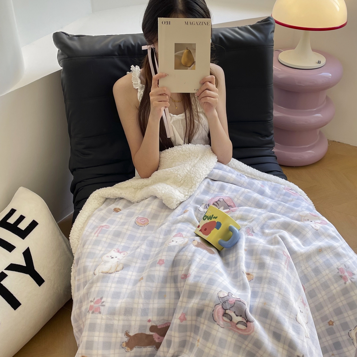 91家纺网 家纺一手货源 找家纺 十里居 2025新款印花牛奶绒羊羔绒盖毯毛毯午休毯卡通多功能沙发毯 蓝格小猫