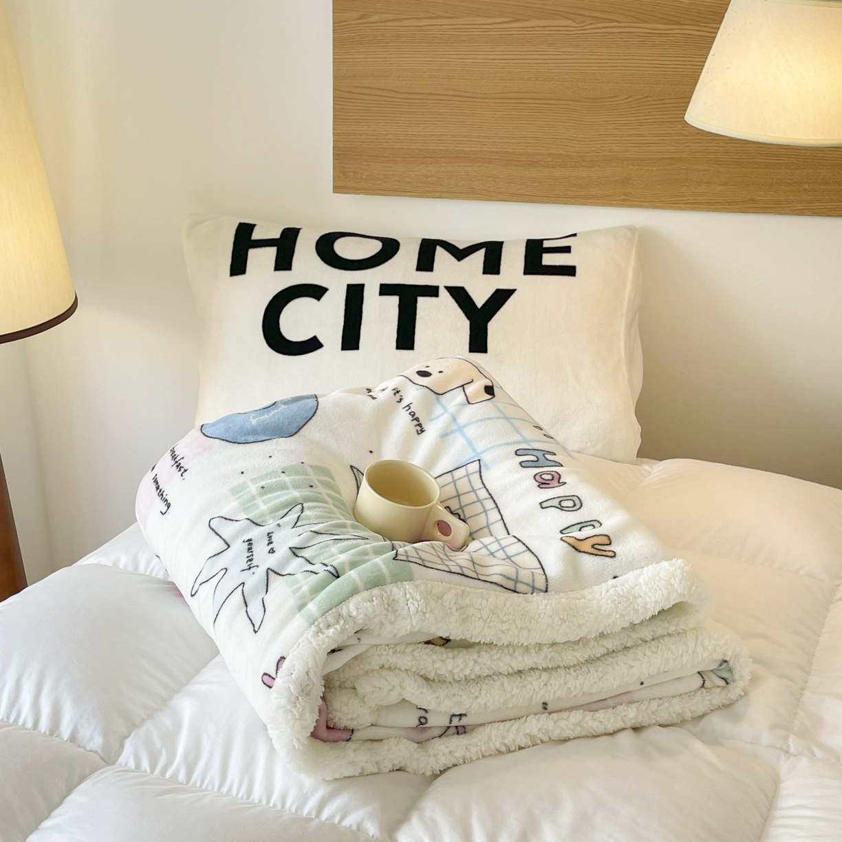 91家纺网 家纺一手货源 找家纺 十里居 2025新款印花牛奶绒羊羔绒盖毯毛毯午休毯卡通多功能沙发毯 卡哇伊