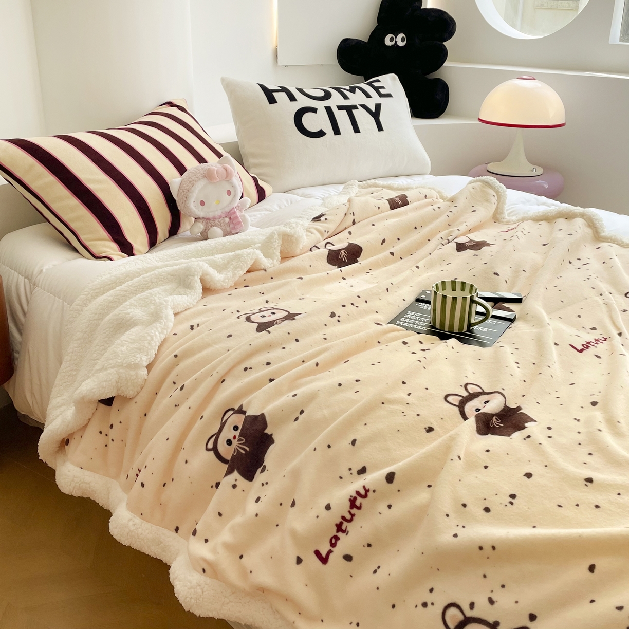 91家纺网 家纺一手货源 找家纺 十里居 2025新款印花牛奶绒羊羔绒盖毯毛毯午休毯卡通多功能沙发毯 小布布-黄