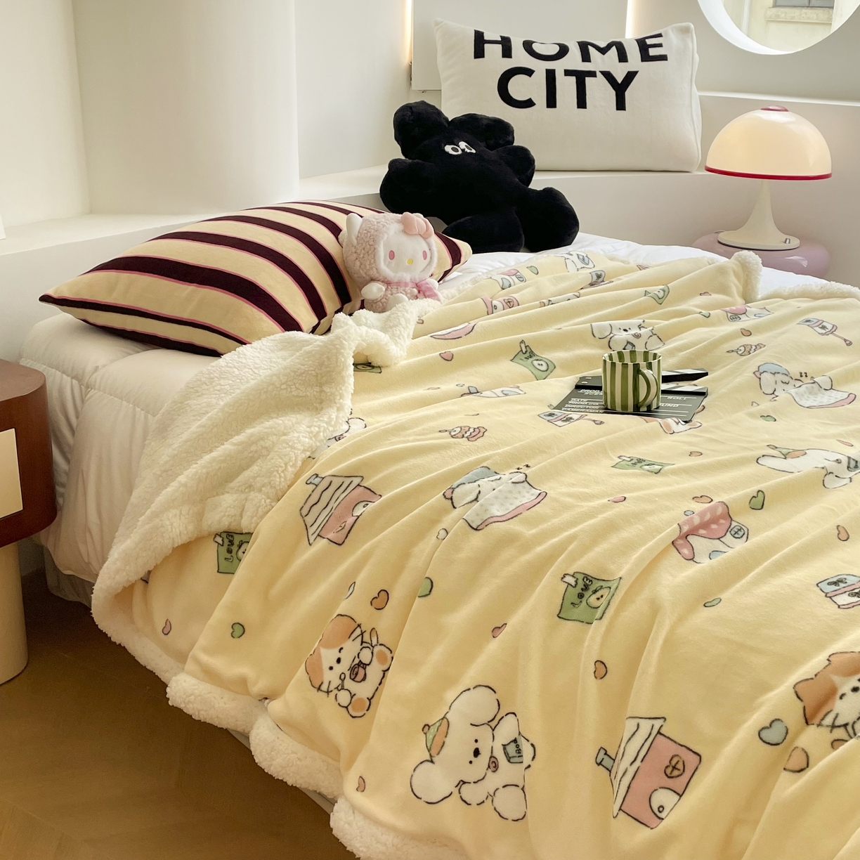 91家纺网 家纺一手货源 找家纺 十里居 2025新款印花牛奶绒羊羔绒盖毯毛毯午休毯卡通多功能沙发毯 卡通乐园