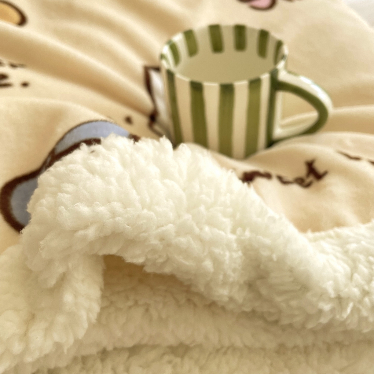 91家纺网 家纺一手货源 找家纺 （总）十里居 2025新款印花牛奶绒羊羔绒盖毯毛毯午休毯卡通多功能沙发毯