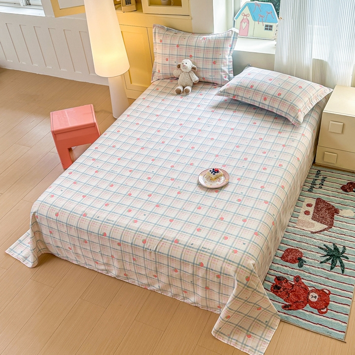 91家纺网 家纺一手货源 找家纺 帛织澜家纺 2025新款12868全棉喷气印花床单单件 草莓派-A版