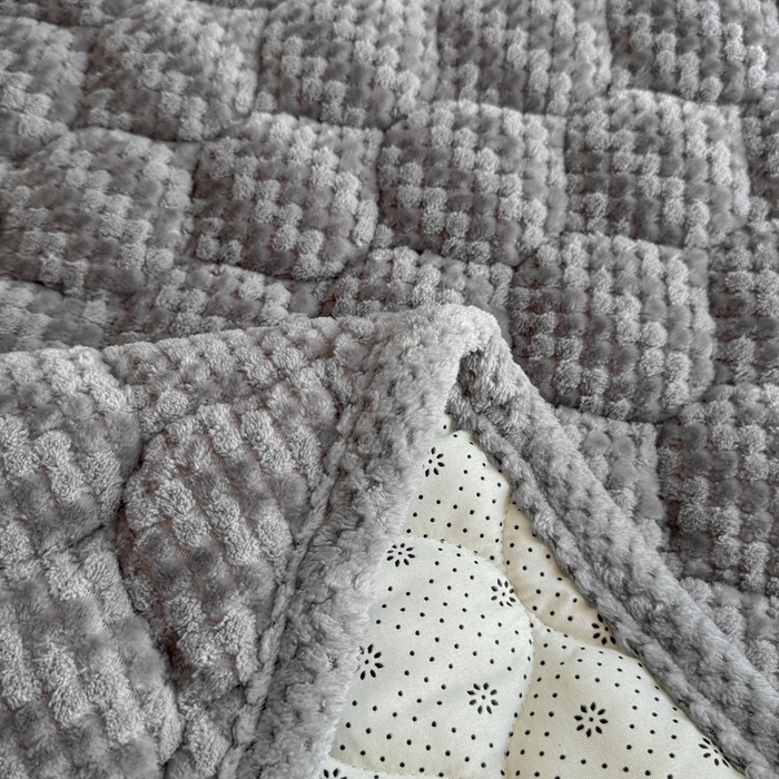 91家纺网 家纺一手货源 找家纺 正邦家纺 2025新款云豆绒加厚保暖夹棉软床垫上下铺床褥学生床护垫 银河灰