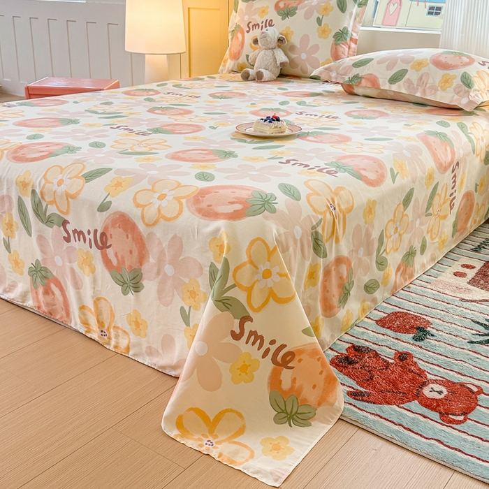 91家纺网 家纺一手货源 找家纺 帛织澜家纺 2025新款12868全棉喷气印花床单单件 草莓物语-A版